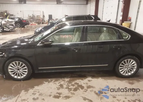 2016 Volkswagen Passat 1.8T Se z USA, uszkodzony, nr VIN 1VWBT7A30GC065552